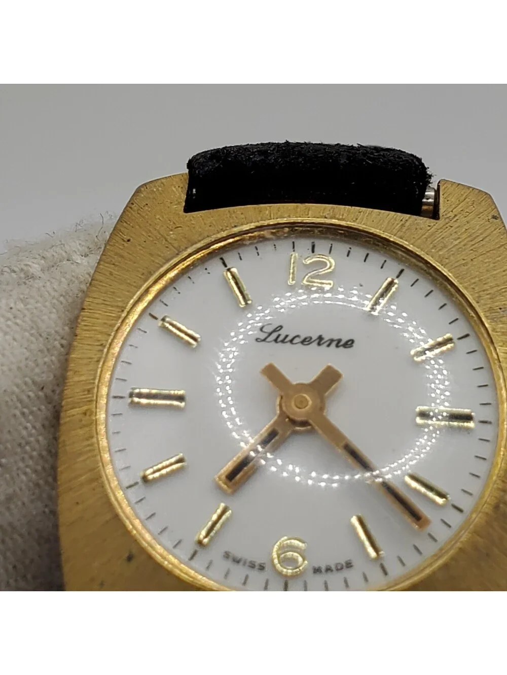 Vintage Lucerne Mechanical Watch Women Running Gold Tone Black Band 23mm